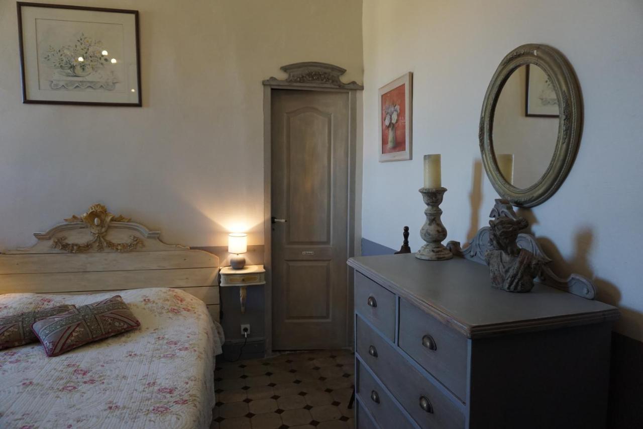 Bed and Breakfast Les Deux Tours Brignon Exteriér fotografie