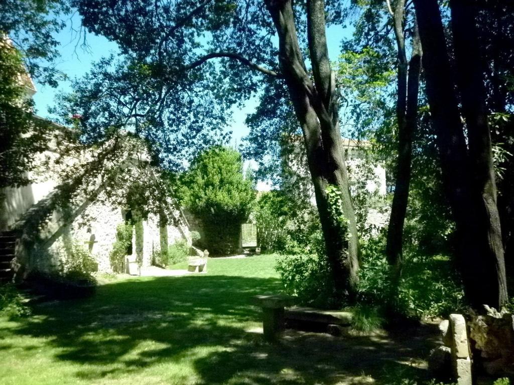 Bed and Breakfast Les Deux Tours Brignon Exteriér fotografie